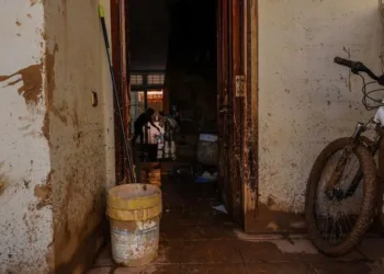 Vivienda y Servicios Sociales se reúne para analizar los daños provocados por la DANA y proponer medidas 3 El grupo de respuesta inmediata de Vivienda y Servicios Sociales se reúne para analizar los daños provocados por la DANA