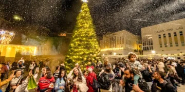 Finestrat enciende la Navidad y comienza multitud de actividades familiares navideñas