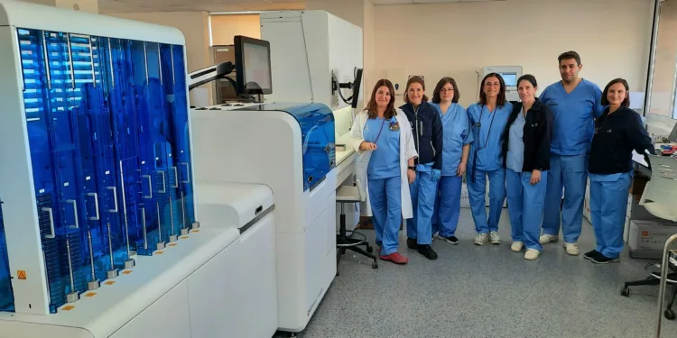 El Hospital Doctor Balmis introduce en la Comunitat Valenciana el cultivo automático de microorganismos para agilizar el diagnóstico de las infecciones 1 El Hospital Doctor Balmis introduce en la Comunitat Valenciana el cultivo automático de microorganismos para agilizar el diagnóstico de las infecciones