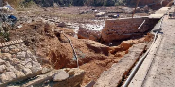 La alcaldesa de Torrent decreta la actuación de emergencia en la entrada a la urbanización de El Pantano