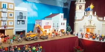 El Belén de la Falla Duque de Gaeta- Pobla de Farnals de Valencia rinde homenaje a las víctimas y voluntarios de la DANA