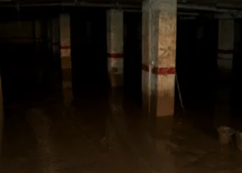 Emergencias coordina limpieza y extracción de lodos en 66 garajes tras la DANA