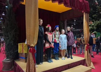 Expojove 2024-2025: Entre Mascletas Virtuales y Mucho Espacio Vacío