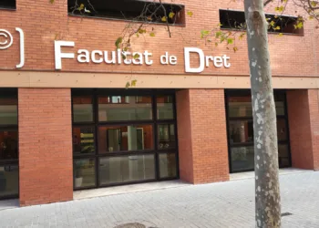 La Universitat de Valéncia entre los cien mejores centros de enseñanza superior del mundo