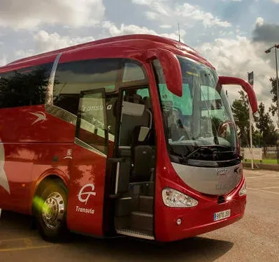 La Generalitat pone en marcha un nuevo corredor de autobús que conectará la Hoya de Buñol con Valencia 1 La Generalitat pone en marcha un nuevo corredor de autobús que conectará la Hoya de Buñol con Valencia