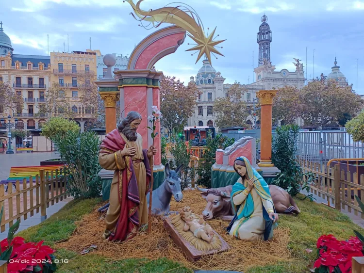 Un belén con voluntarios de la #DANA y estrellas para la esperanza. Así ha sido la inauguración de la navidad en Valencia