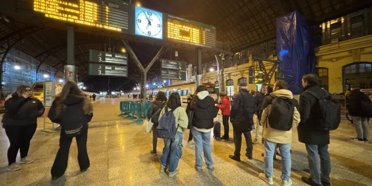 48 días después las Cercanías C1 a Gandía y C2 a Xativa/Moixent vuelven a funcionar en su totalidad