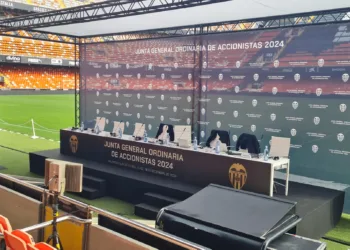 Accidentada Junta de Accionistas del Valencia CF 2 Accidentada Junta de Accionistas del Valencia CF