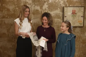 Manteletas segundo traje FFMM1