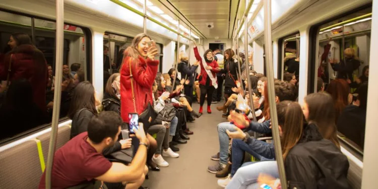 Metrovalencia ofrecerá servicios especiales en Nochevieja