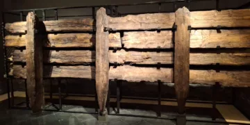 Una exposición recorre la historia de Valencia a través de 75 piezas de otros tantos años sobre su arqueológia.