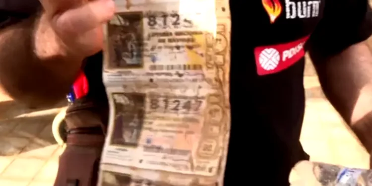 La Lotería de la Suerte de Paiporta y la Esperanza de Ribarroja: Historias que Dejó la DANA 1 Curiosidades de la DANA: Fe, Fortuna y un Nacimiento en Medio del Caos