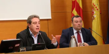 Vox no apoya la subida salarial para el General Gan Pampols como vicepresident de la Generalitat Valenciana