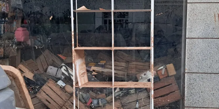 Labora recibe 11.000 solicitudes de autónomos sin trabajadores para las ayudas directas de 3.000 euros para afectados por la riada