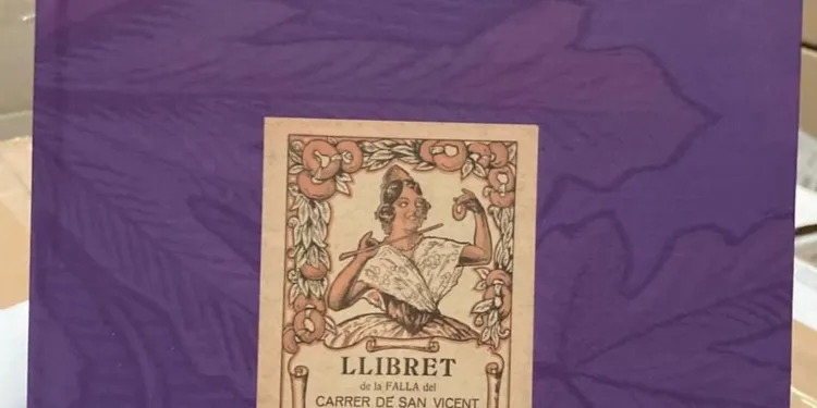 El Casal Bernat i Baldoví edita un nou llibre sobre les falles