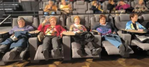 El nuevo carnet de la Universitat Popular abre las puertas a los principales recursos culturales de la ciudad 2 WhatsApp Image 2024 12 17 at 10.49.091