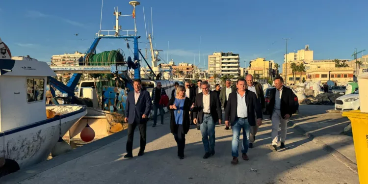Alicante será la provincia más castigada de la Comunitat Valenciana por el recorte de los días de pesca de la Unión Europea 1 Alicante será la provincia más castigada de la Comunitat Valenciana por el recorte de los días de pesca de la Unión Europea
