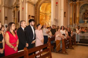 De Compromis y sus incumplimientos de no asistir a procesiones y oficios religiosos. Que dimitan 5 alvaro moncada compromis misa