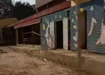 Incertidumbre en los IES de Albal, Alfafar y Benetússer: la comunidad educativa exige garantías de seguridad antes de la reapertura