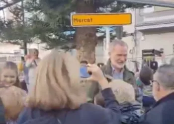 La Familia Real come en El Palmar y pasea por el entorno de l'Albufera