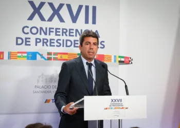 Carlos Mazón exige al Gobierno “más dinero, recursos y compromiso” para los afectados por las riadas