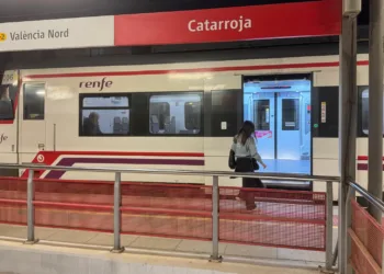 Catarroja suspende clases y actividades ante la alerta roja