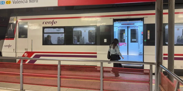 Catarroja suspende clases y actividades ante la alerta roja 1 Catarroja suspende clases y actividades ante la alerta roja