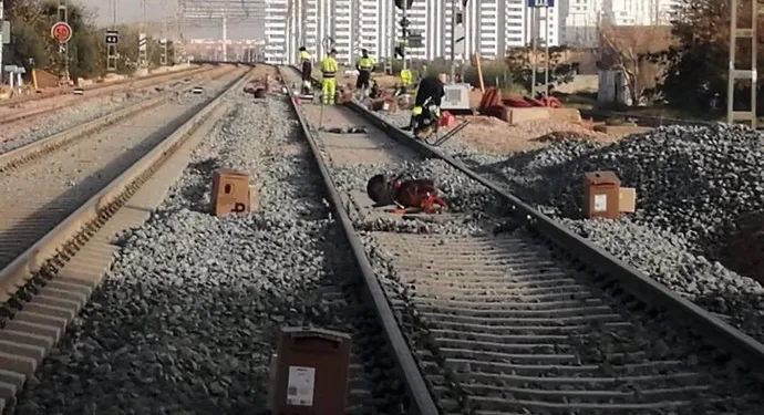 La línea C3 de Cercanías entre Valencia y Aldaya se reactivará el 12 de diciembre 1 La línea C3 de Cercanías entre Valencia y Aldaya se reactivará el 12 de diciembre