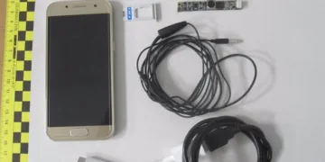 Fraude al volante: detectan a seis personas usando tecnología oculta en exámenes de tráfico en Castellón