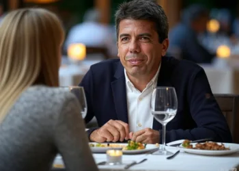 Mazón siempre llega tarde...y esto está afectando a los votantes del PP