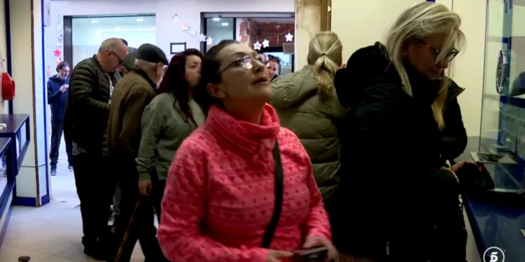 El 72.853, segundo quinto premio, reparte suerte en Chella, Valencia y Mislata 1 Trucos para minimizar impuestos si ganas la Lotería de Navidad