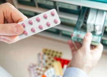 Sanidad inicia los trámites para modificar la norma que regula la financiación y el precio de los medicamentos