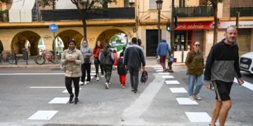 Movilidad habilita 4 nuevos pasos de peatones en el centro y noreste de Valencia
