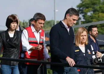De congresos sobre Semana Santa en Sevilla, Gandía, Medina del Campo y misa funeral por la dana