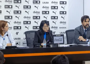 El Valencia CF tras la accidentada Junta de Accionistas de esta mañana anuncia que en enero se reanudan las obras del Nou Mestalla