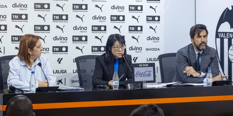 El Valencia CF tras la accidentada Junta de Accionistas de esta mañana anuncia que en enero se reanudan las obras del Nou Mestalla