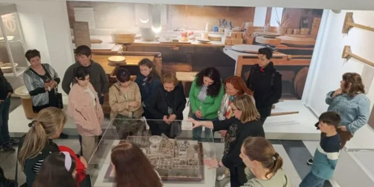 Manises pone el foco en los viajes familiares y en los rodajes cinematográficos en FITUR