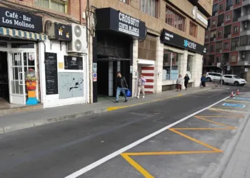 Las obras de la Estación Central del TRAM d’Alacant obligan a modificar los accesos a las zonas de aparcamiento de Adif