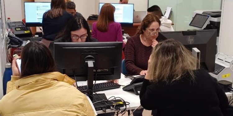 Justicia abre una oficina PROP en Paiporta para facilitar a los ciudadanos la solicitud de ayudas de la #DANA para bienes de primera necesidad y vehículos