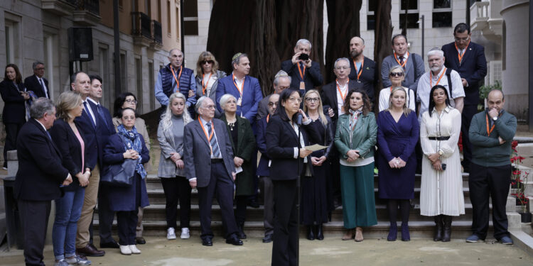 Les Corts Valencianes honran a las víctimas del Holocausto en su 80 aniversario