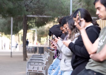 Cómo los teléfonos inteligentes han cambiado la forma de socializar