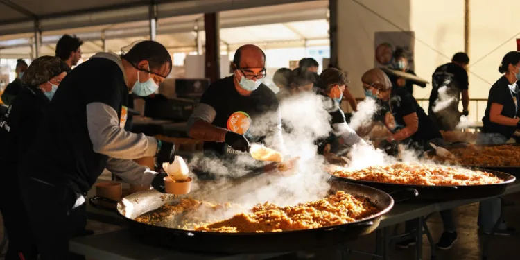 World Central Kitchen lleva esperanza en Año Nuevo a municipios valencianos afectados por la DANA