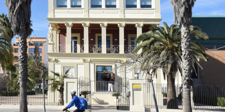 3,6 millones para renovar la seguridad privada de 8 museos municipales durante 2 años 1 3,6 millones para renovar la seguridad privada de 8 museos municipales durante 2 años