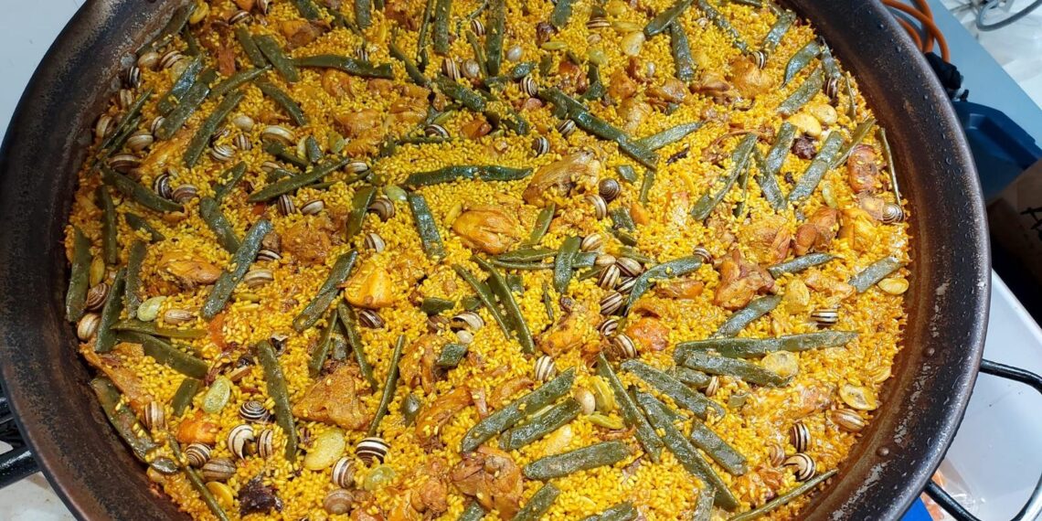 Sueca, capital mundial de la paella, exhibe en Fitur la riqueza de su cultura gastronómica