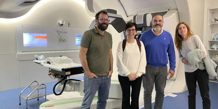 Especialistas de La Fe del centro de protonterapia de la Comunitat se forman en hospitales europeos 1 Especialistas de La Fe del centro de protonterapia de la Comunitat se forman en hospitales europeos