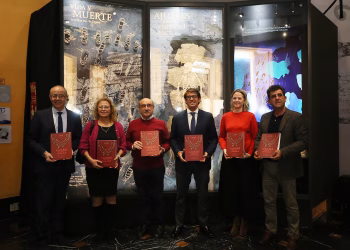 El MARQ presenta el catálogo de joyas bizantinas halladas en Rojales 10 El MARQ presenta el catálogo de joyas bizantinas halladas en Rojales