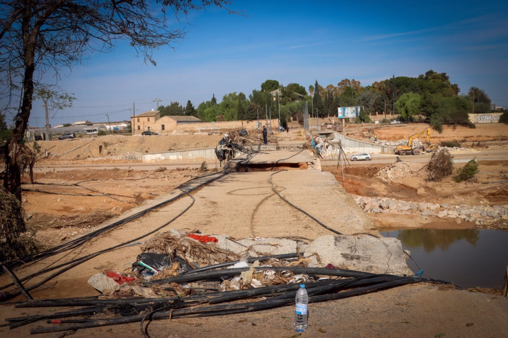 Torrent destina 2 millones de euros a la rehabilitación del Puente Antiguo de Alaquàs sobre el barranco del Poyo 3 PHOTO 2025 01 08 11 25 35