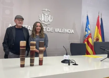 Compromís señala que para Catalá Valencia ya no tiene méritos culturales porque no los ha concedido en 2024