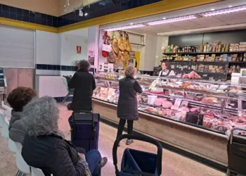 Manises quiere cerrar la última parada del Mercado de los Filtros