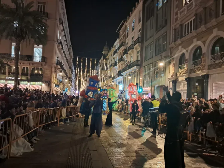 La otra crónica de la Cabalgata de los Reyes en Valencia